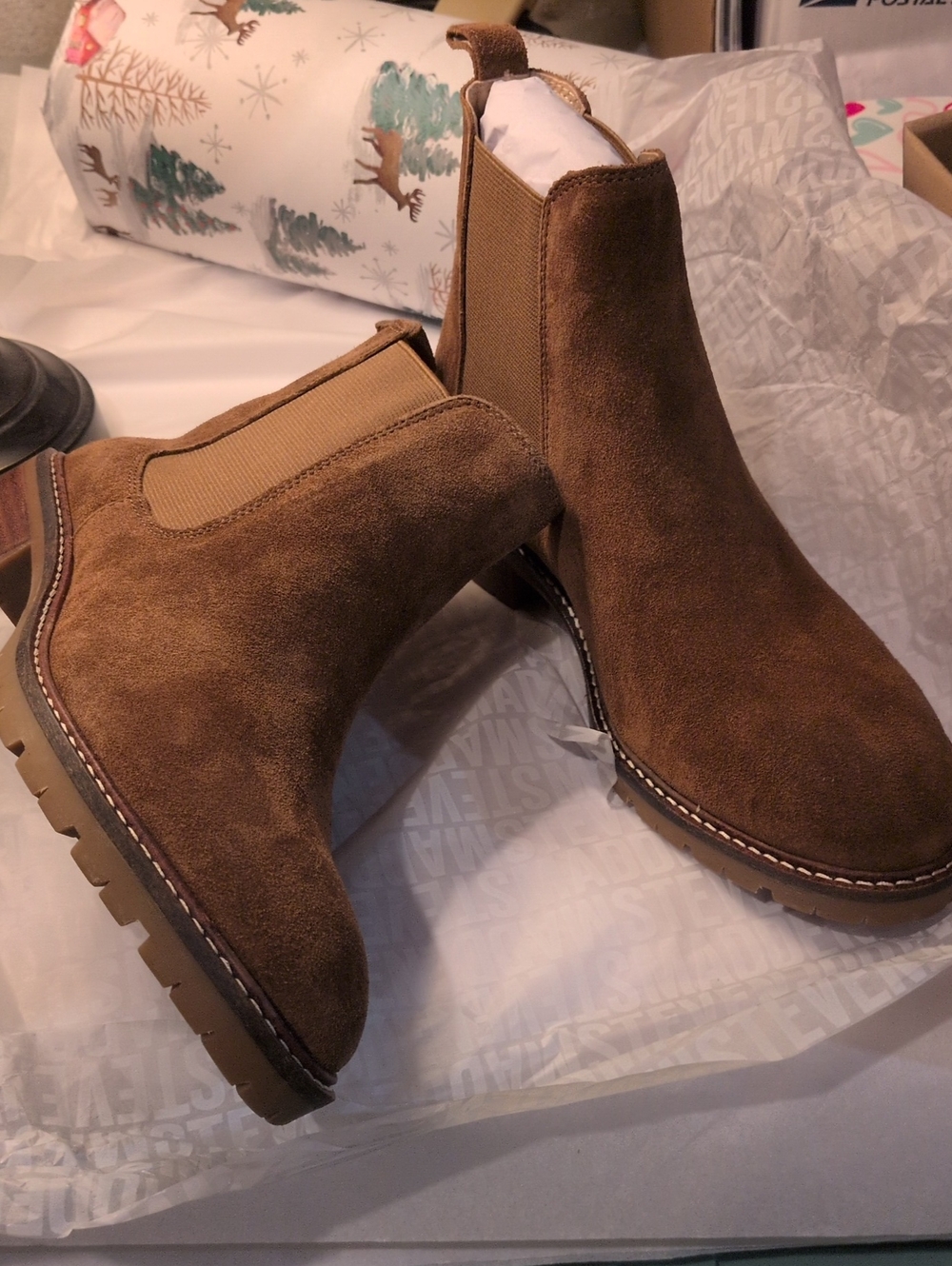 Steve Madden Booties - Picture 2 of 9